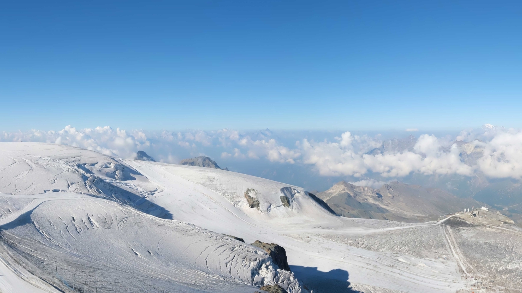 Webcam-Bild vom Sommerskigebiet in Zermatt (25. Juli 2022) 