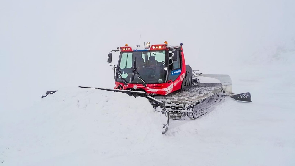 Pistengerät am Kaunertaler Gletscher