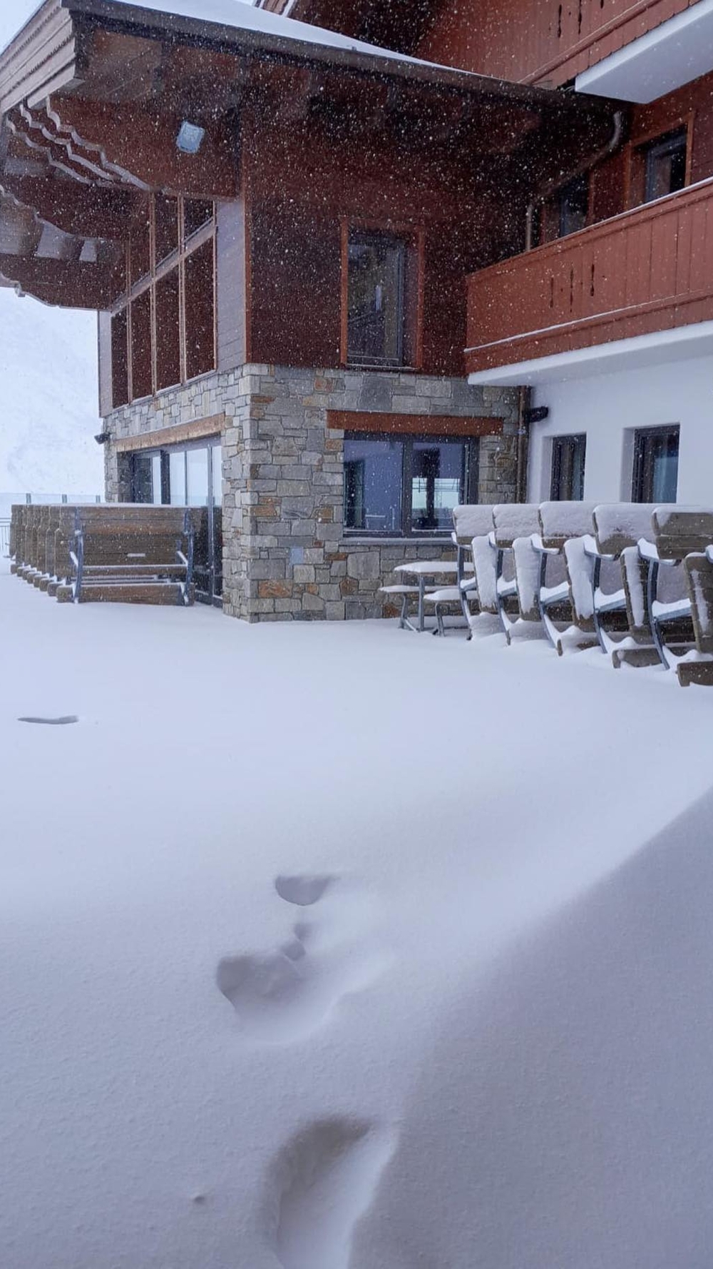 Schneefall am Hintertuxer Gletscher (September 2022)