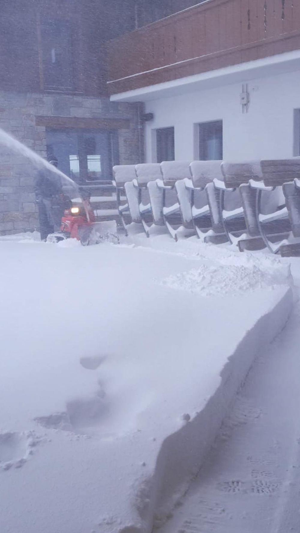Massig Neuschnee wurde am Hintertuxer Gletscher gemeldet (September 2022)