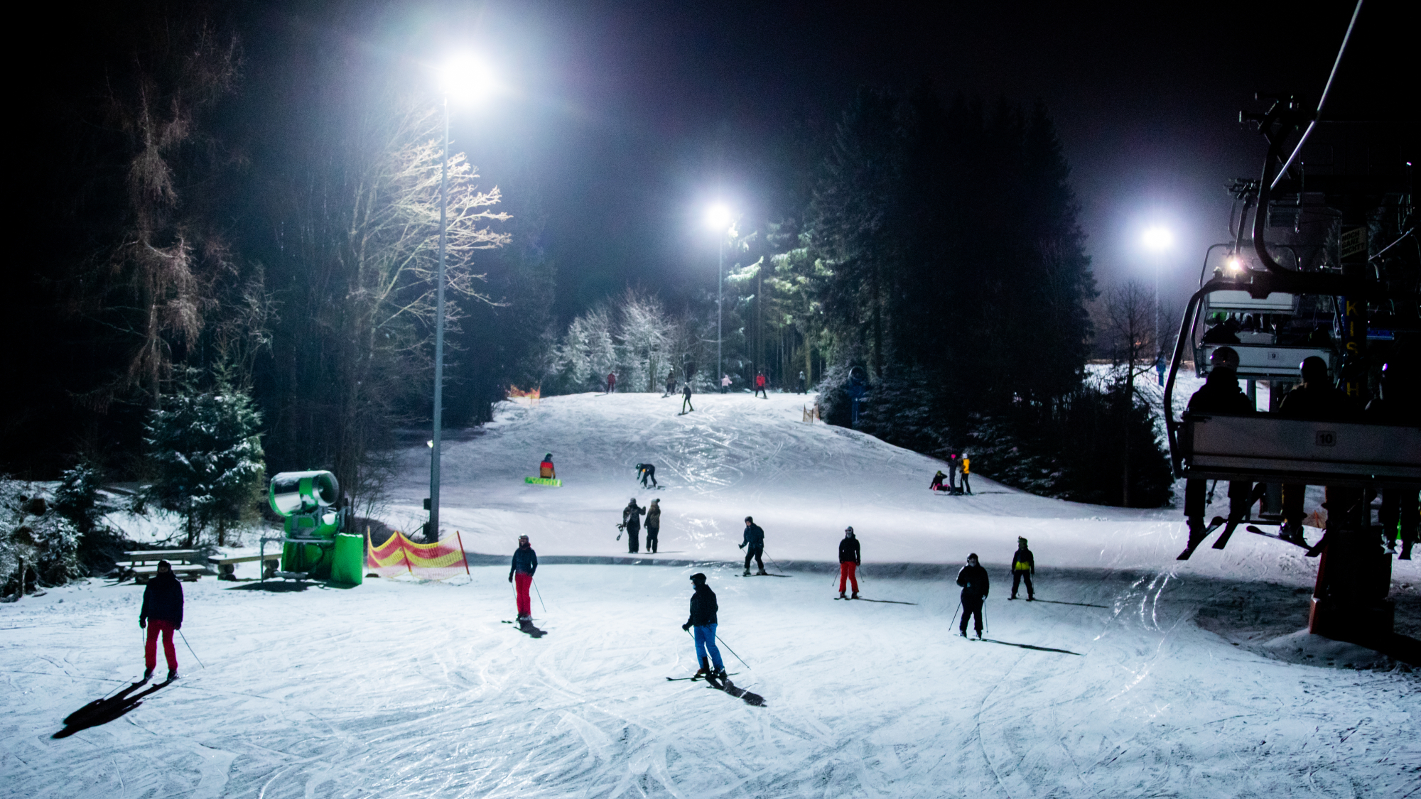 Flutlicht-Skifahren in Winterberg