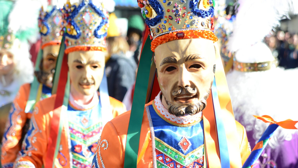 Der Fasnachtsumzug in Nassereith ist einen Besuch wert.