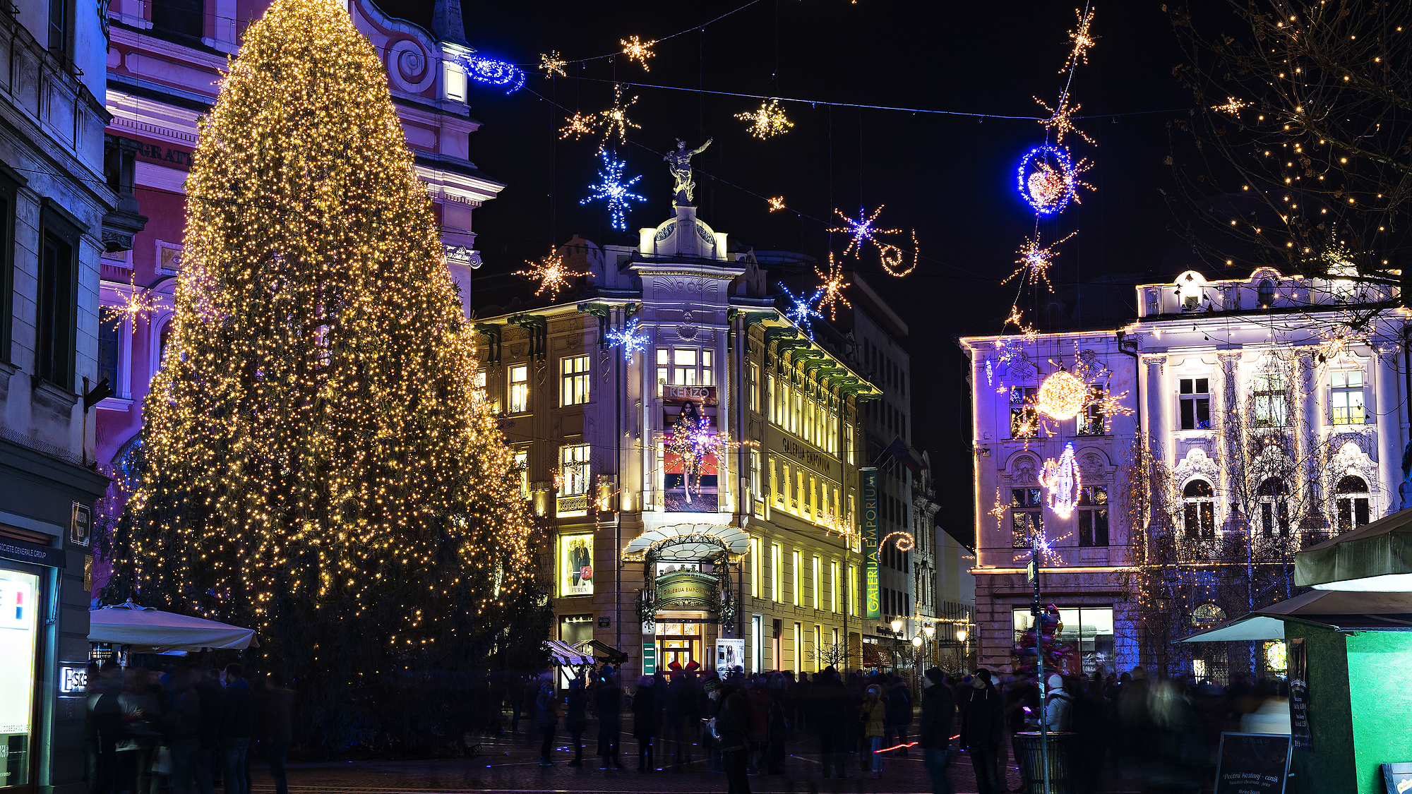 Weihnachtliche Beleuchtung in Ljubljana