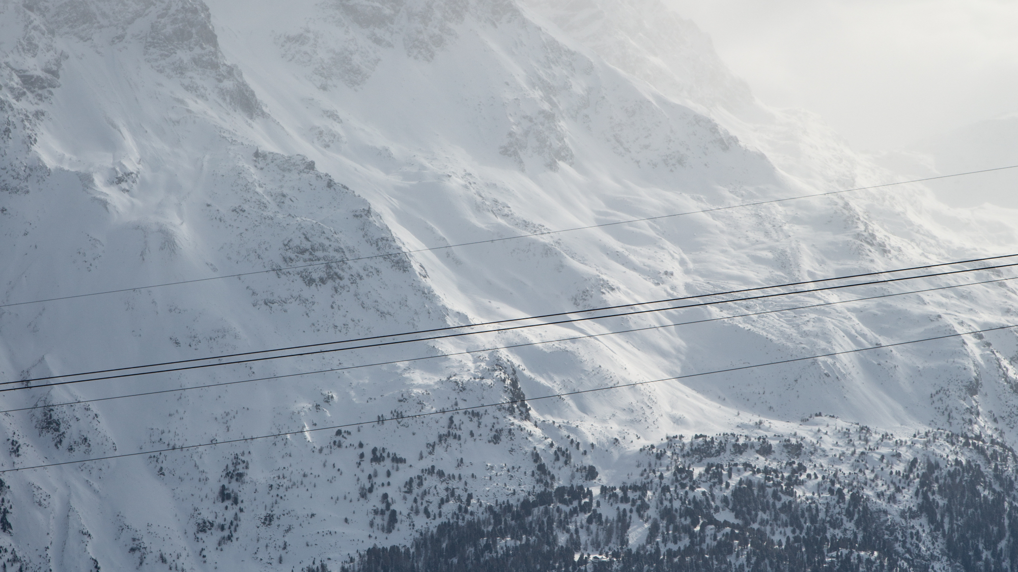 Spektakuläre Bergwelt im Engadin