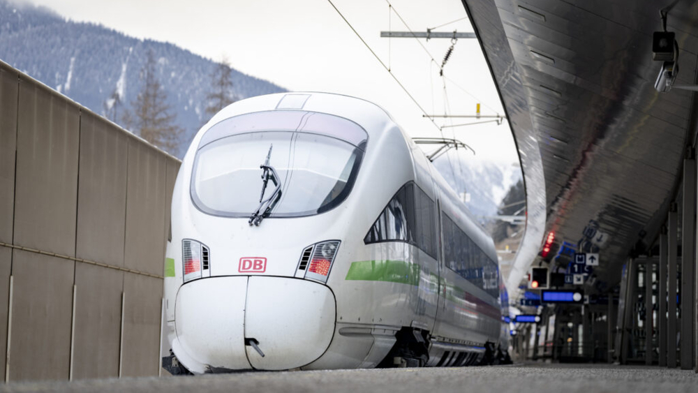 Seit kurzem fährt der ICE aus Hamburg bis St. Anton am Arlberg