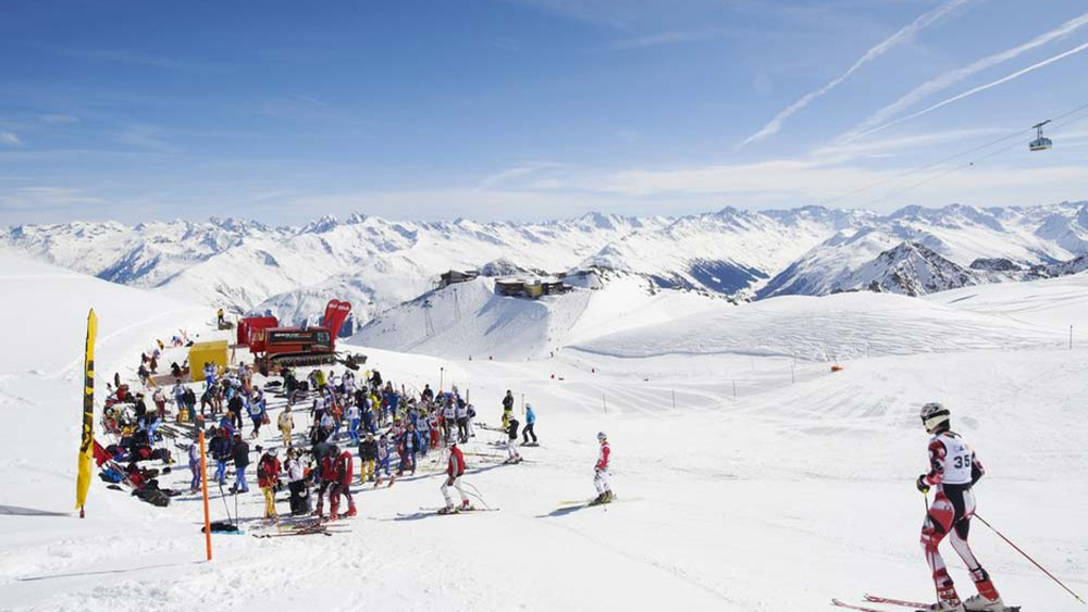 Teilnehmer am Start des Parsenn Derby