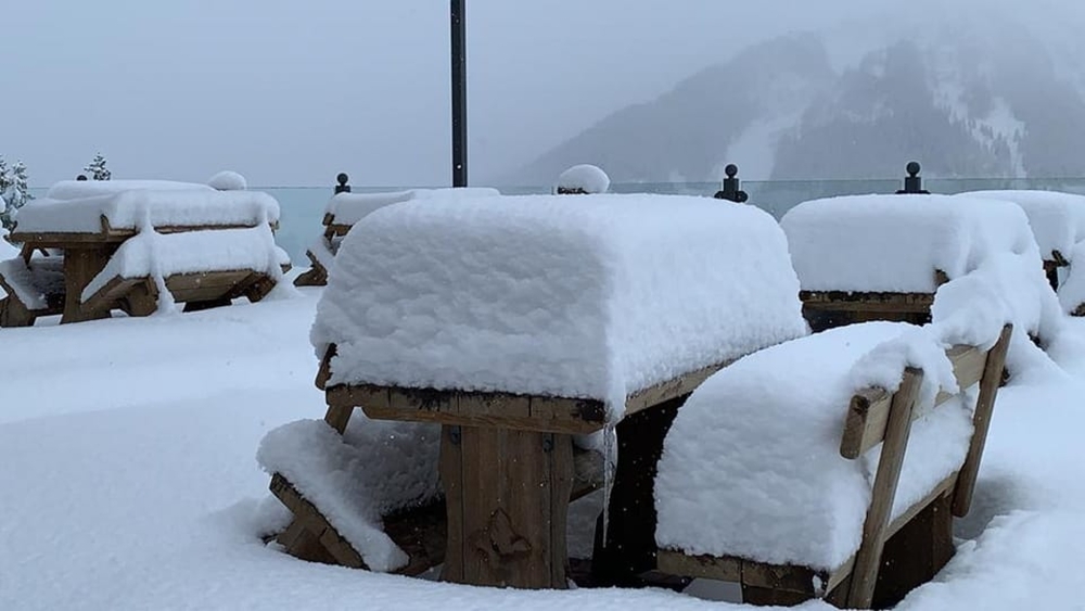 In den Alpen hofft man derzeit noch auf Bilder wie diese aus dem vergangenen Winter