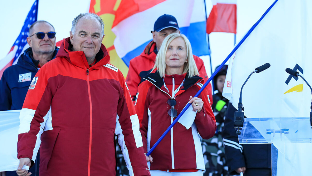 Fahnenübergabe Ski-WM