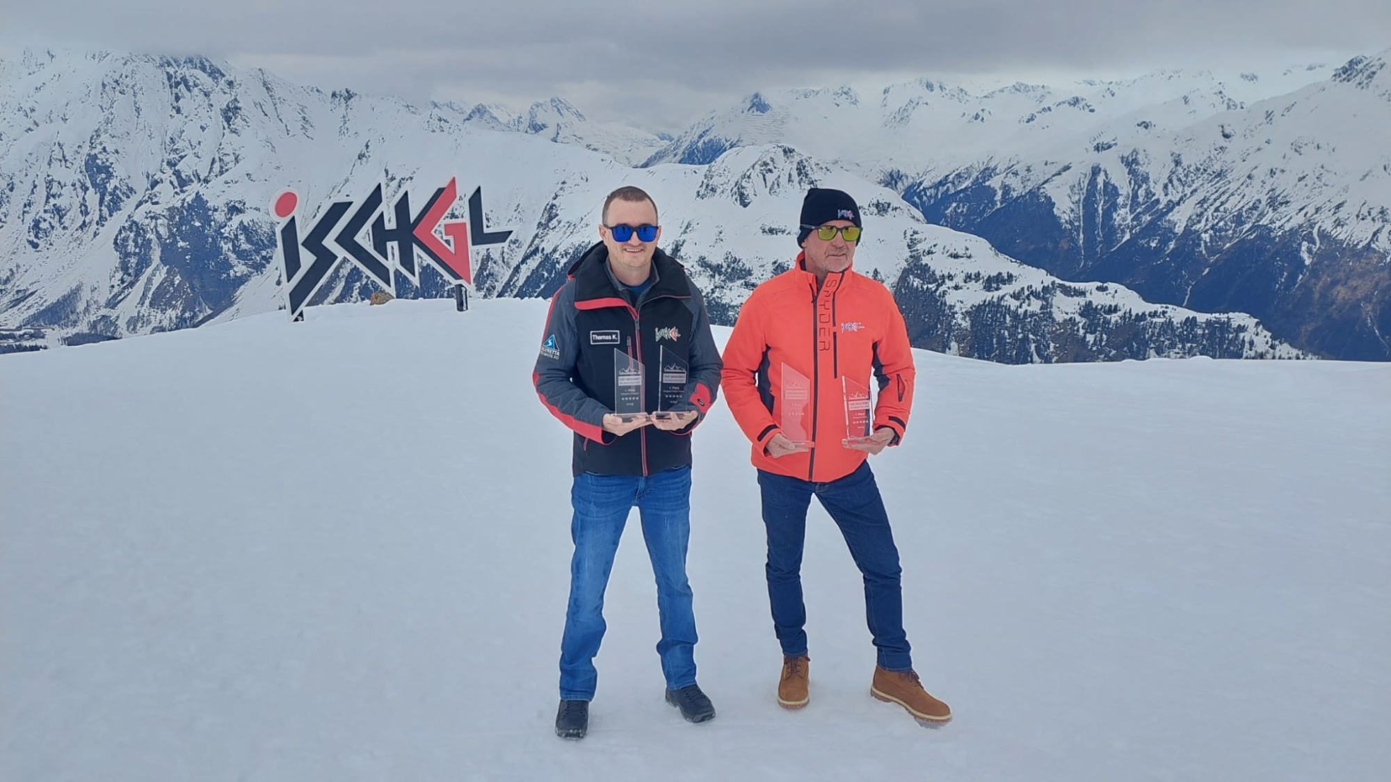 Thomas Kleinheinz (Marketingleiter Silvretta Seilbahn AG) und Alexander von der Thannen (Obmann TVB 