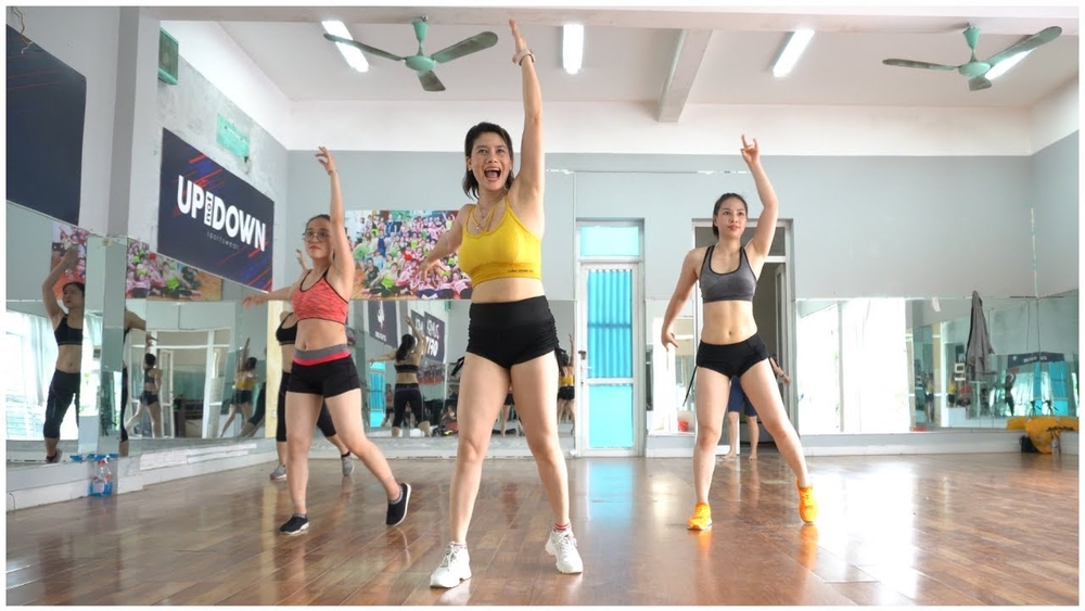  Die schnellste Gewichtsverlustübung (einmal am Tag) - Eva Fitness 