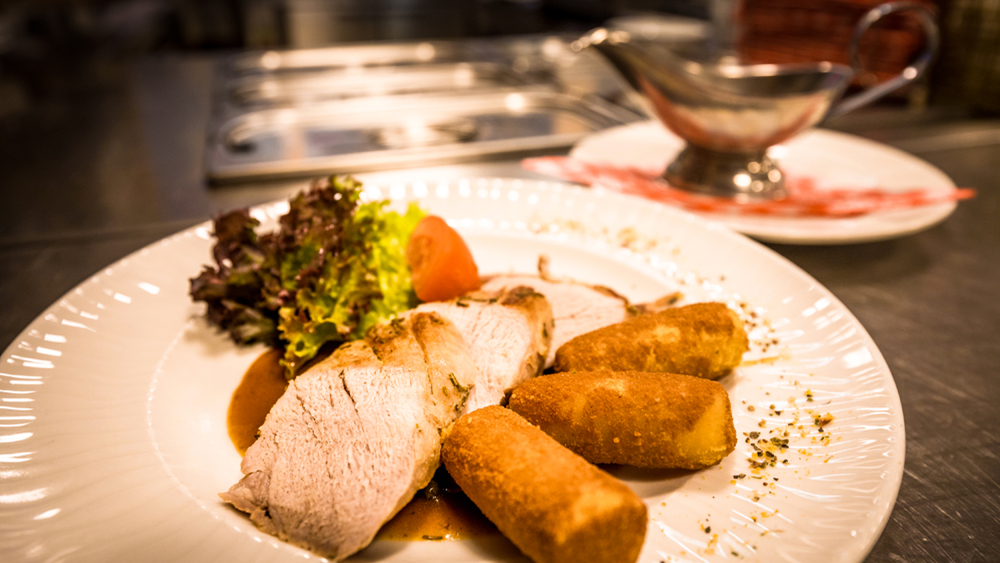 Essen auf der Alpenrosenhütte