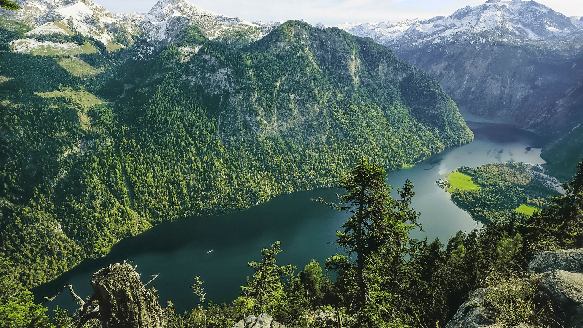 Blick von der Archenkanzel auf den Königssee mit St. Bartholomä