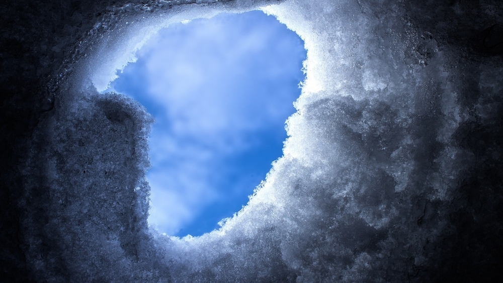 Luftloch nach einer Lawine