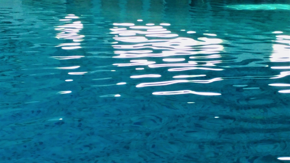 Ein Kaltwasserbecken soll den Stoffwechsel und den Kreislauf nach einem Saunagang wieder in Schwung 