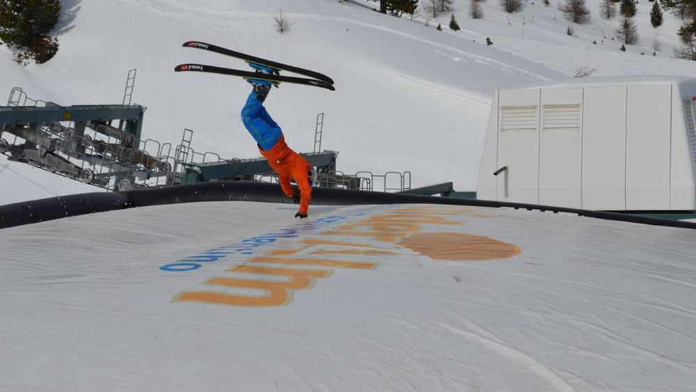 Alex vom Schneehoehen-Team gibt alles