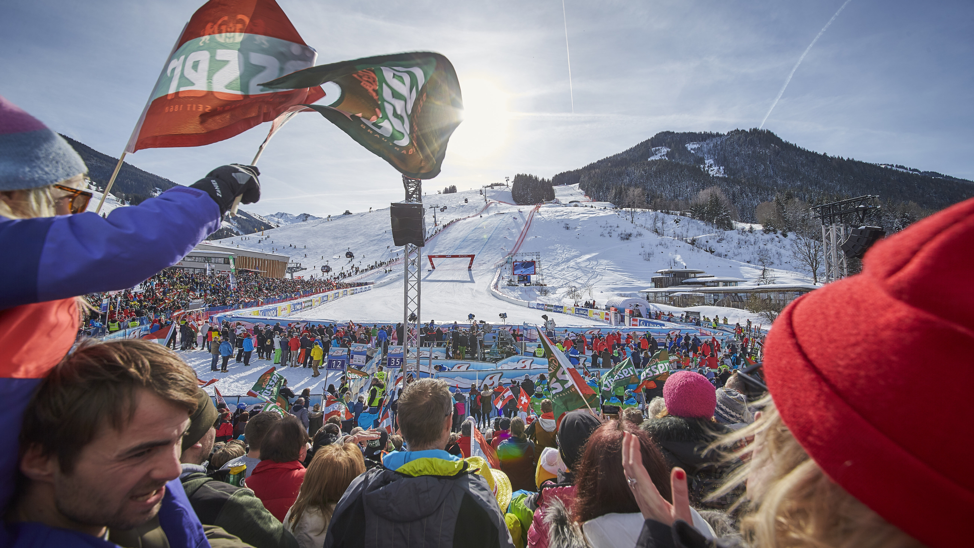 Begeisterte Fans beim Ski-Weltcup in Saalbach-Hinterglemm
