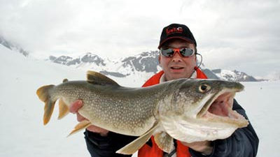 Eisfischen auf 2.000 Metern Höhe