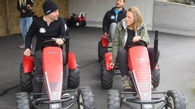 Go Kart fahren in der Erlebnissennerei Zillertal