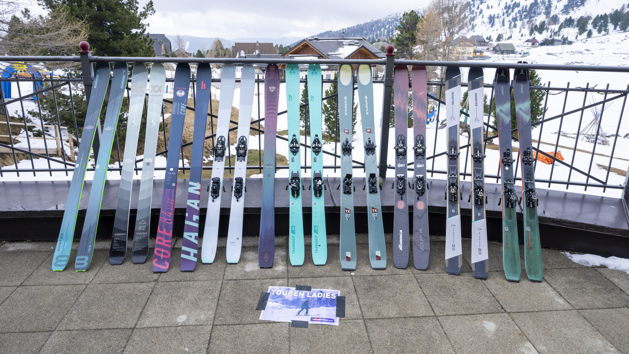 Die Tourenski für Frauen beim World Ski Test 2023/2024