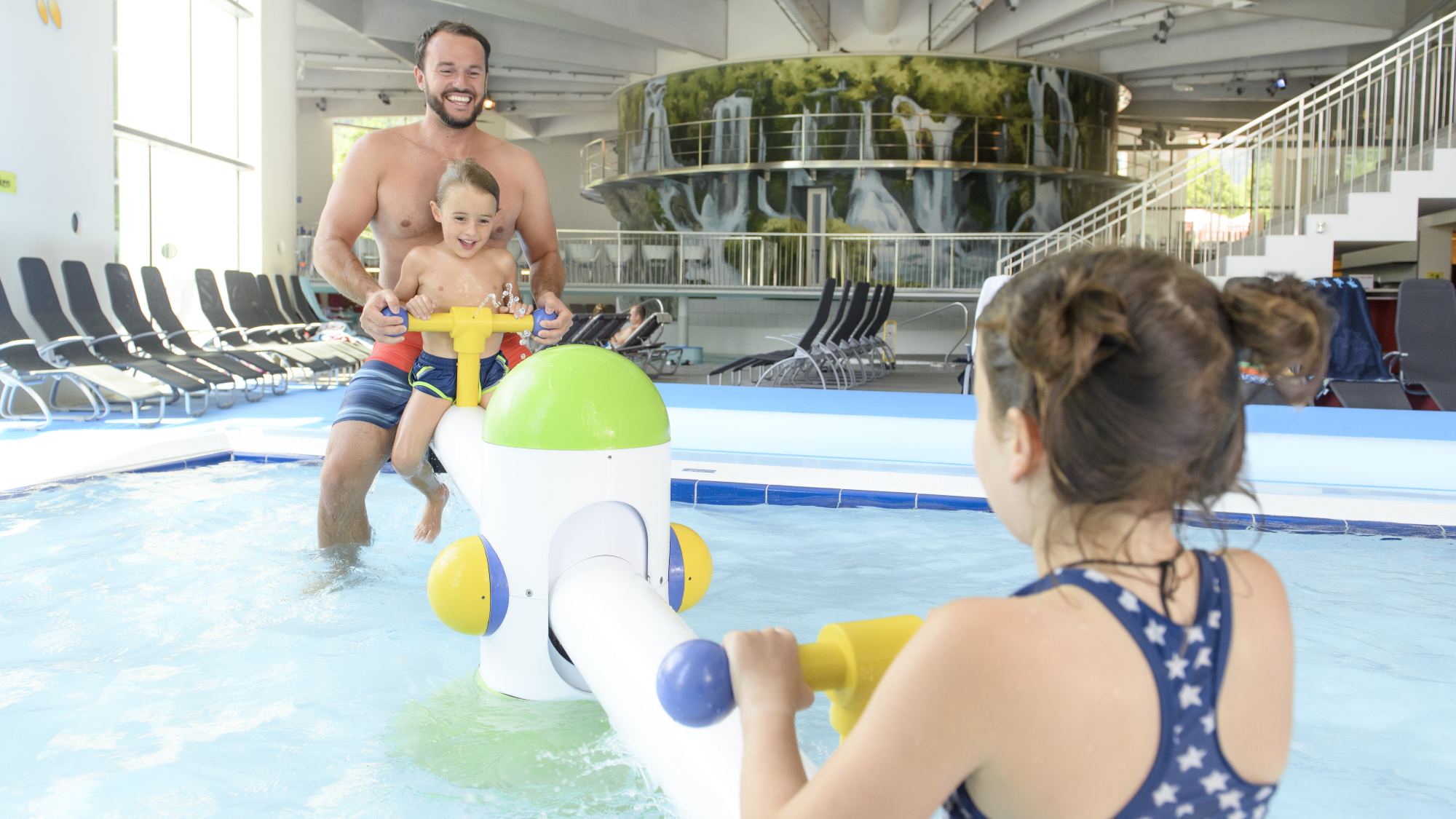 Alpentherme oder Felsentherme? Action und Familien Quality-Time sind garantiert! 