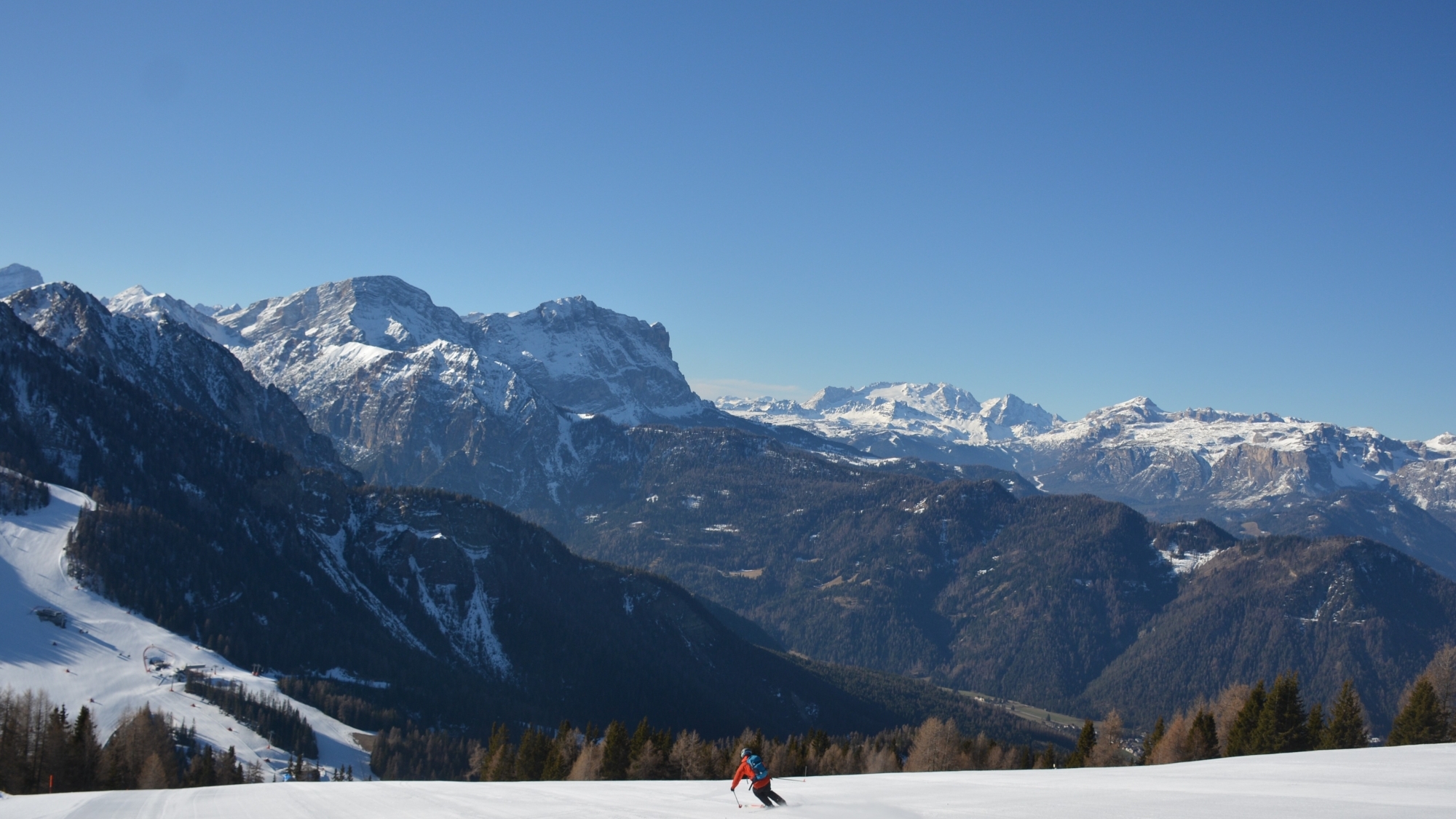 Perfekte Pisten am Morgen am Kronplatz