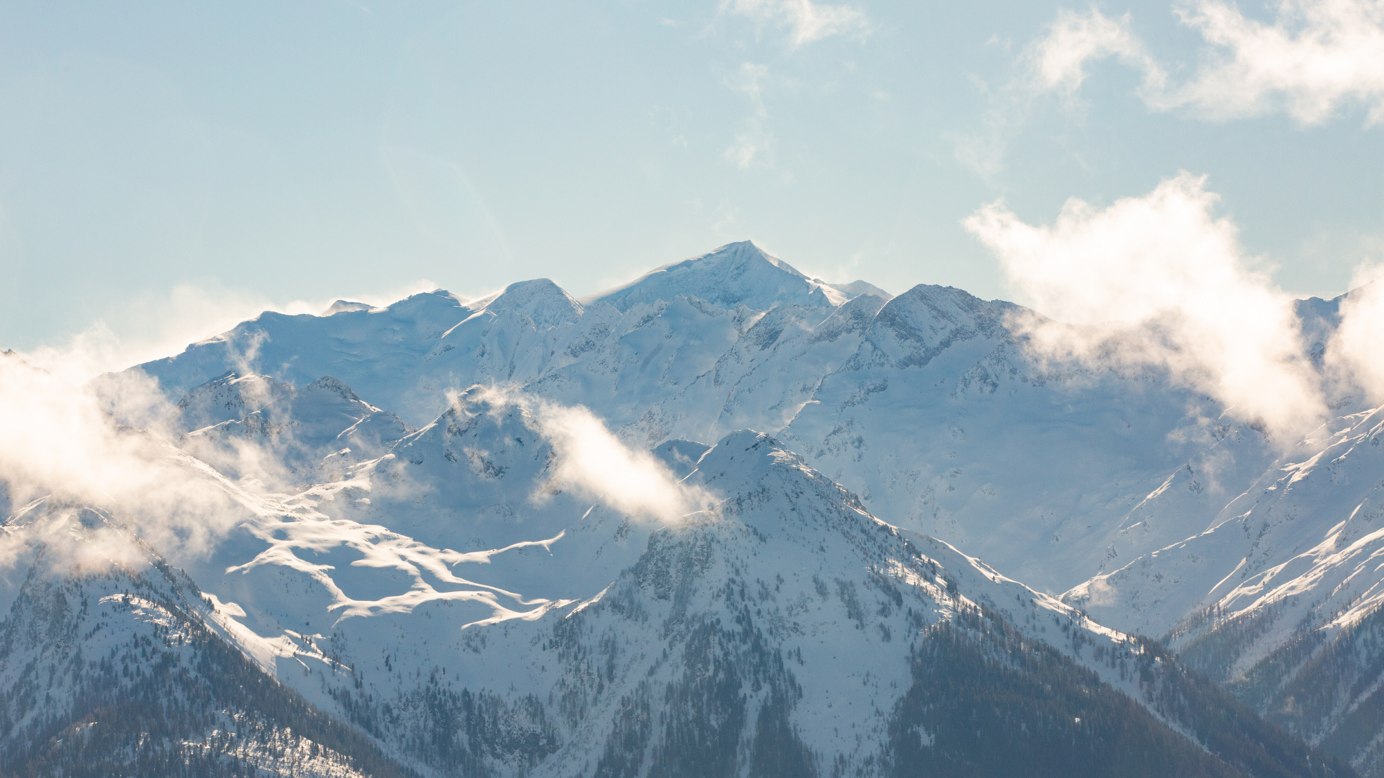 Spektakuläre Aussicht auf die Hohen Tauern