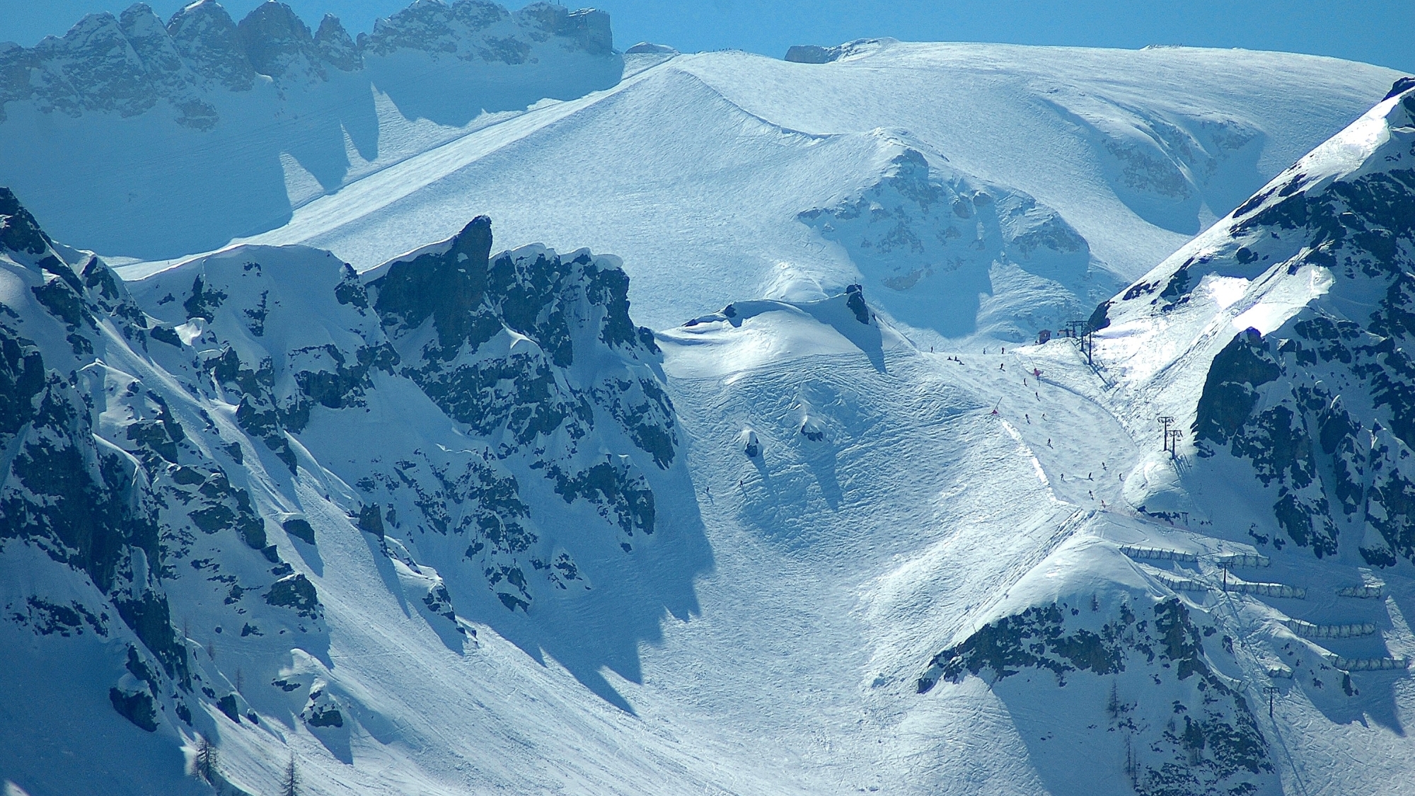 Padon Pass (2370m) und Marmolada (3343m)