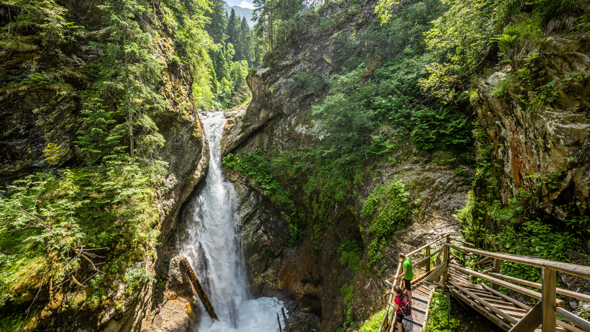 Schluchtenwandern in der Raggaschlucht