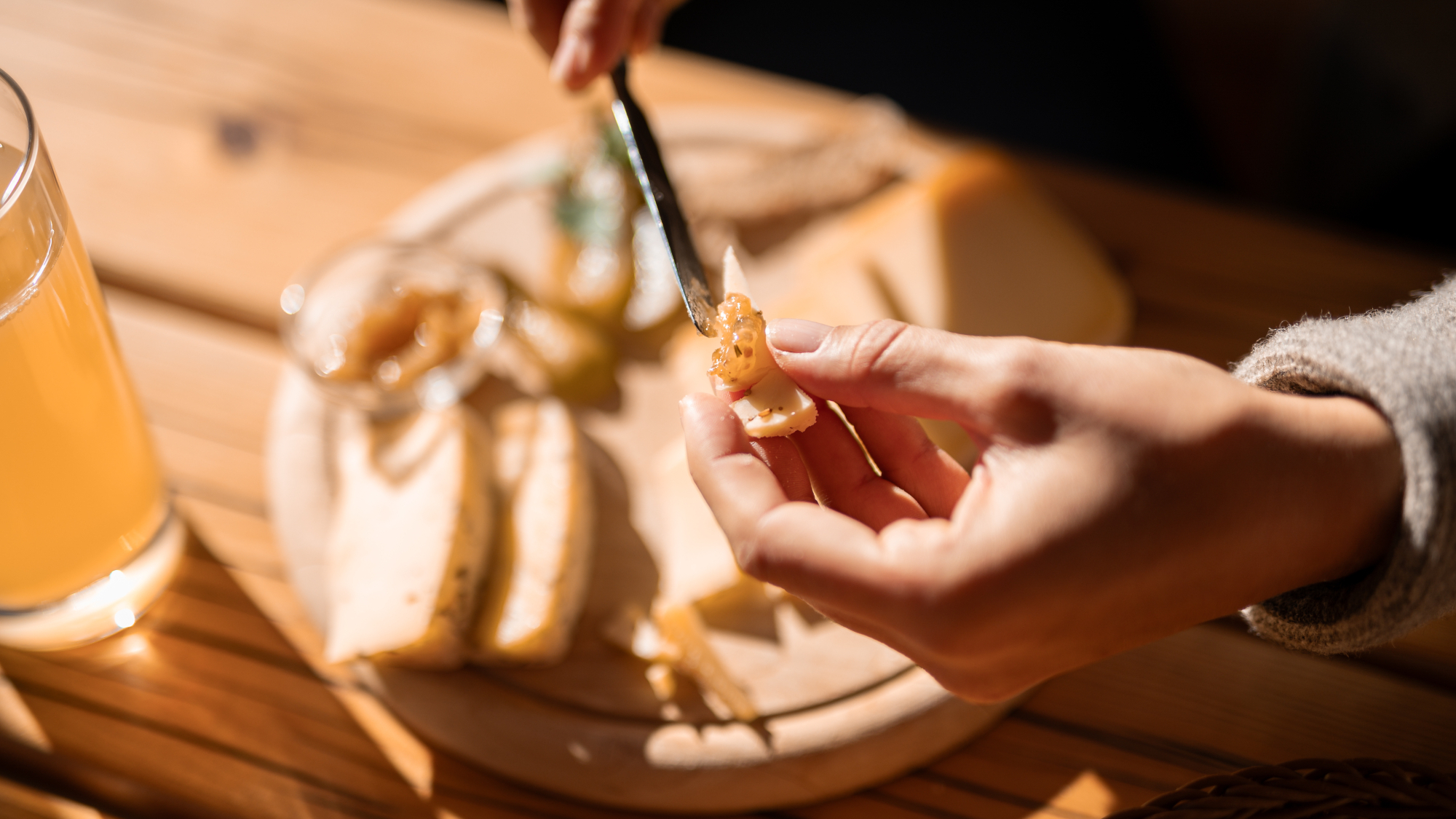 Der Herbst ist die Zeit des Törggelens, der Glurnser Palabira-Tage, der Apfelernte, der Krautwochen, der Weinlese und des Almkäse-Genusses.