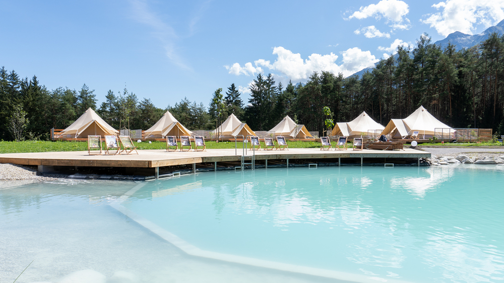 Ein weiteres Highlight für Campingfreunde und weit über die Region hinaus bekannt ist der Gerhardhof am sonnigen Mieminger Plateau.
