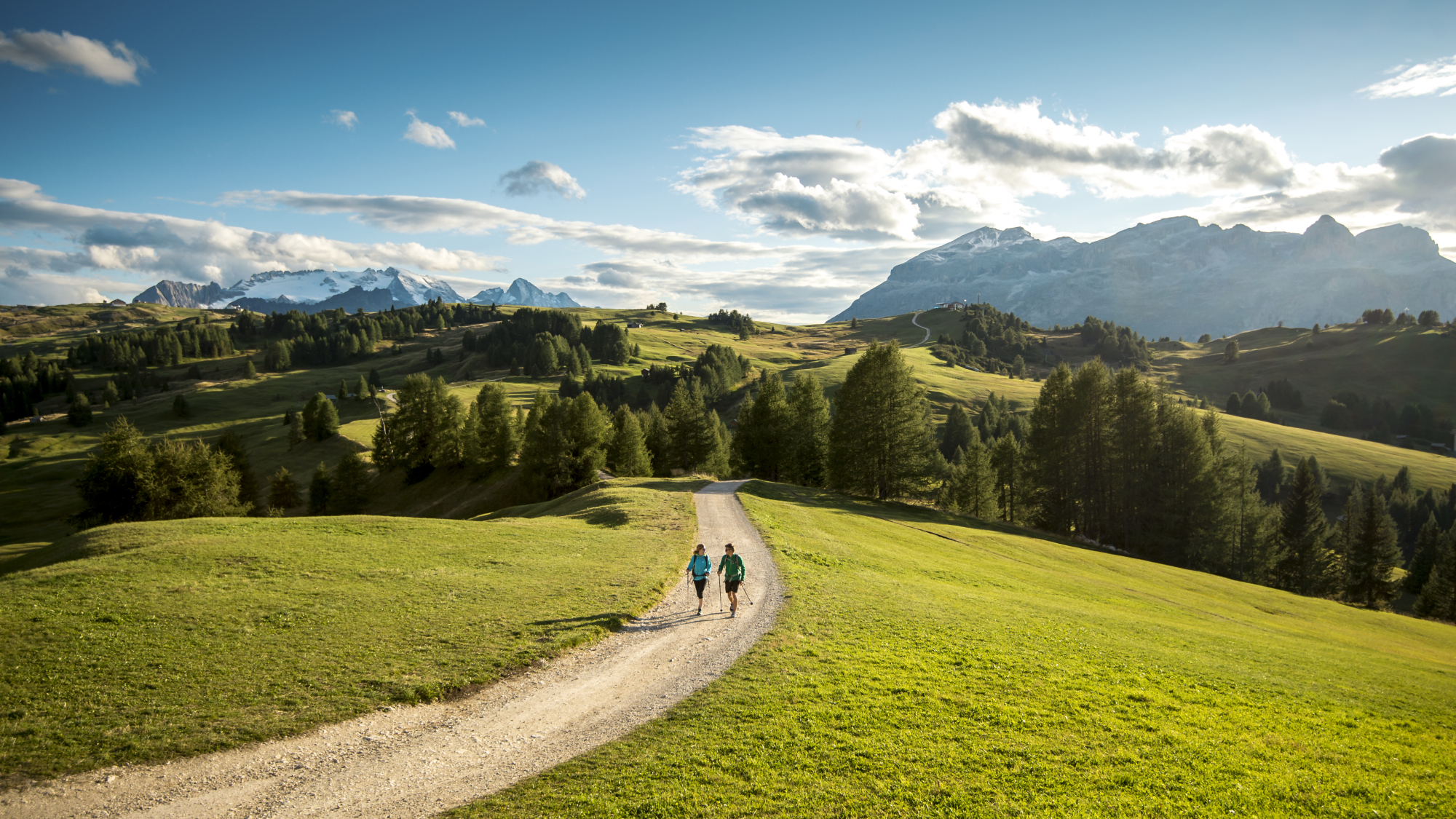 Unberührte Bergnatur, soweit das Auge reicht auf der Hochebene in Alta Badia – ein wahrer Kraftplatz zum Runterkommen und Auftanken.
