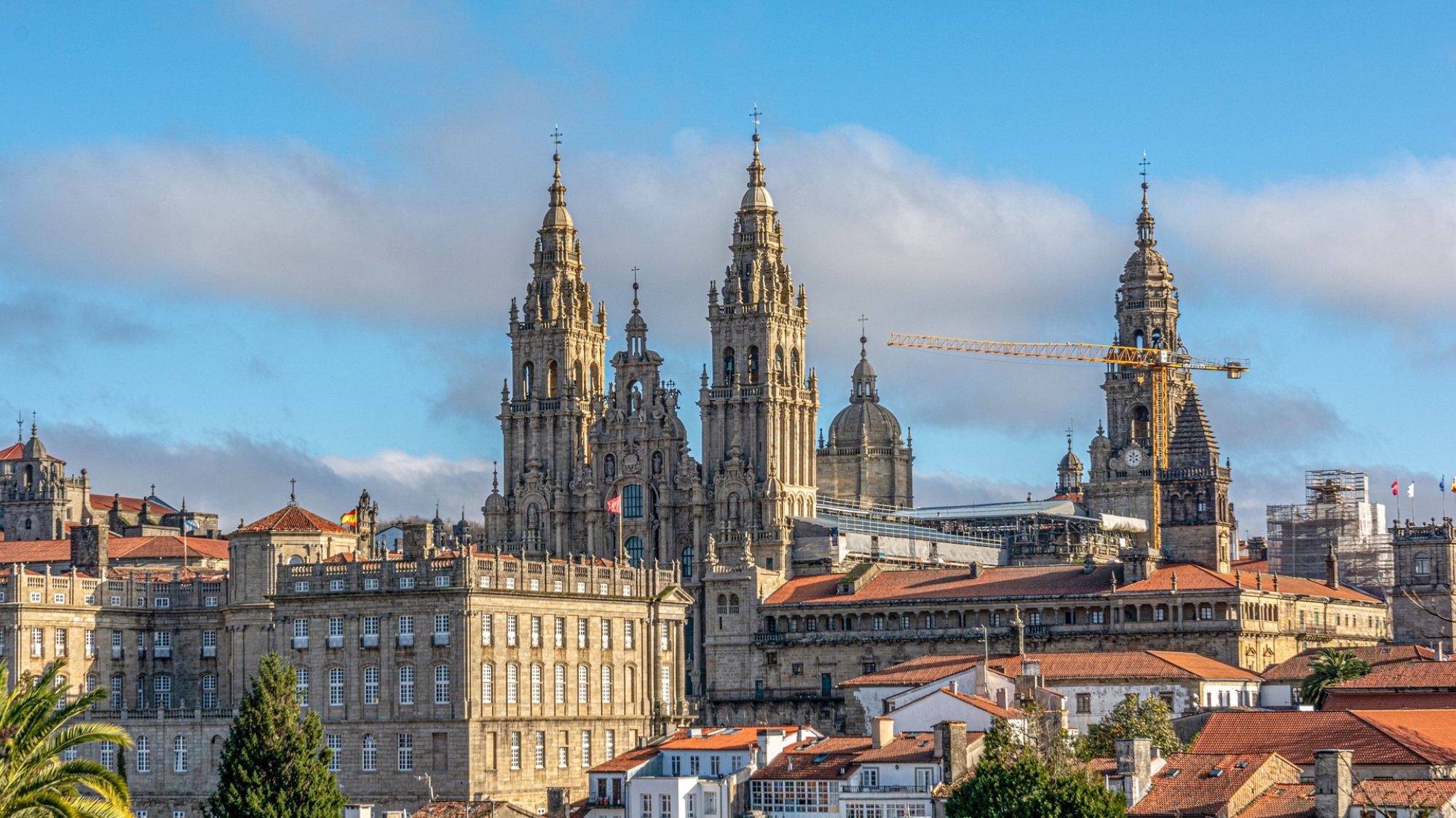 Die Stadt Santiago de Compostela und ihre beeindruckende Kathedrale sind das Ziel des Jakobsweges.
