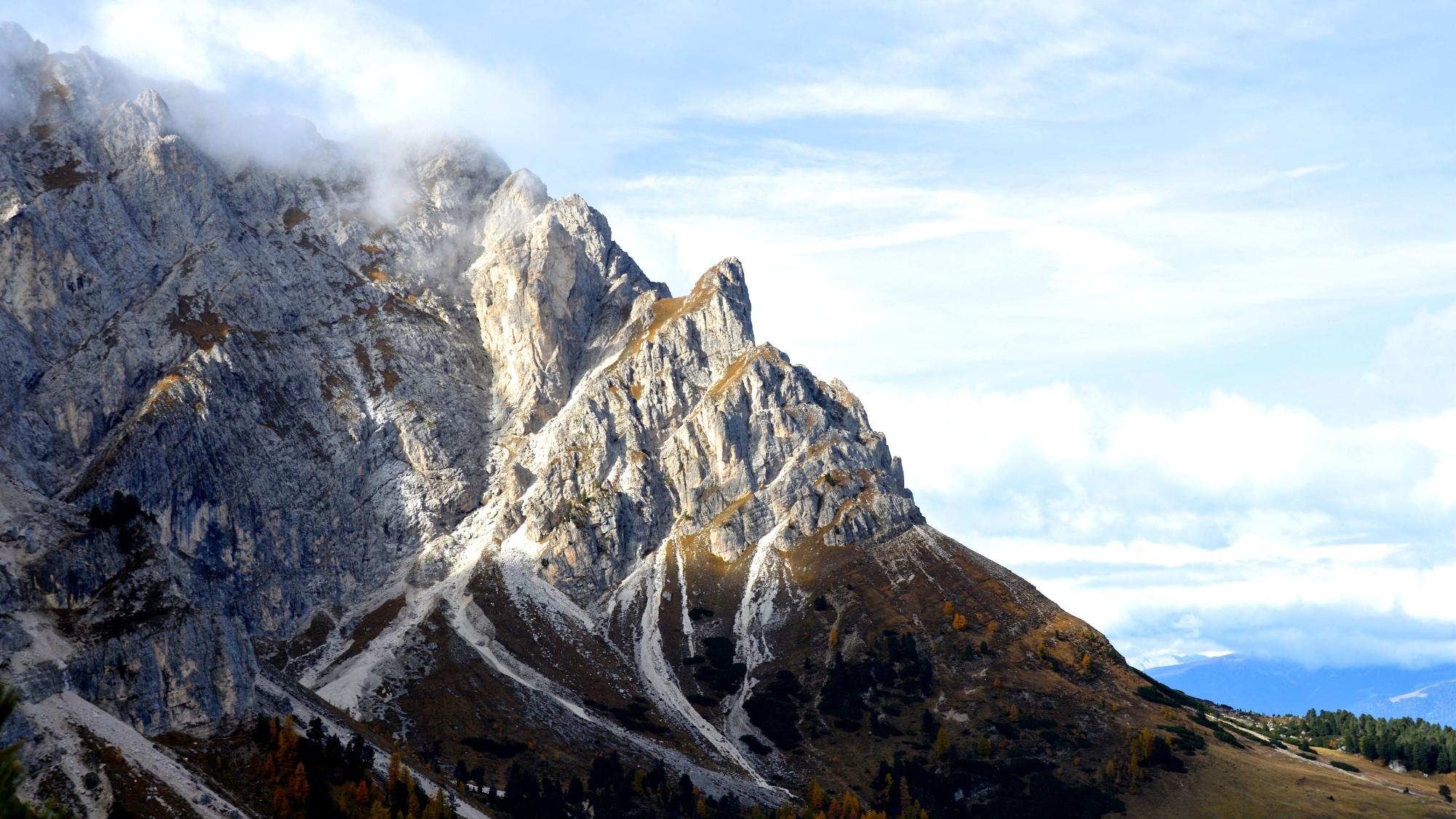 Die frische Bergluft der Alpen bietet optimale Voraussetzungen für einen Wellnessurlaub 