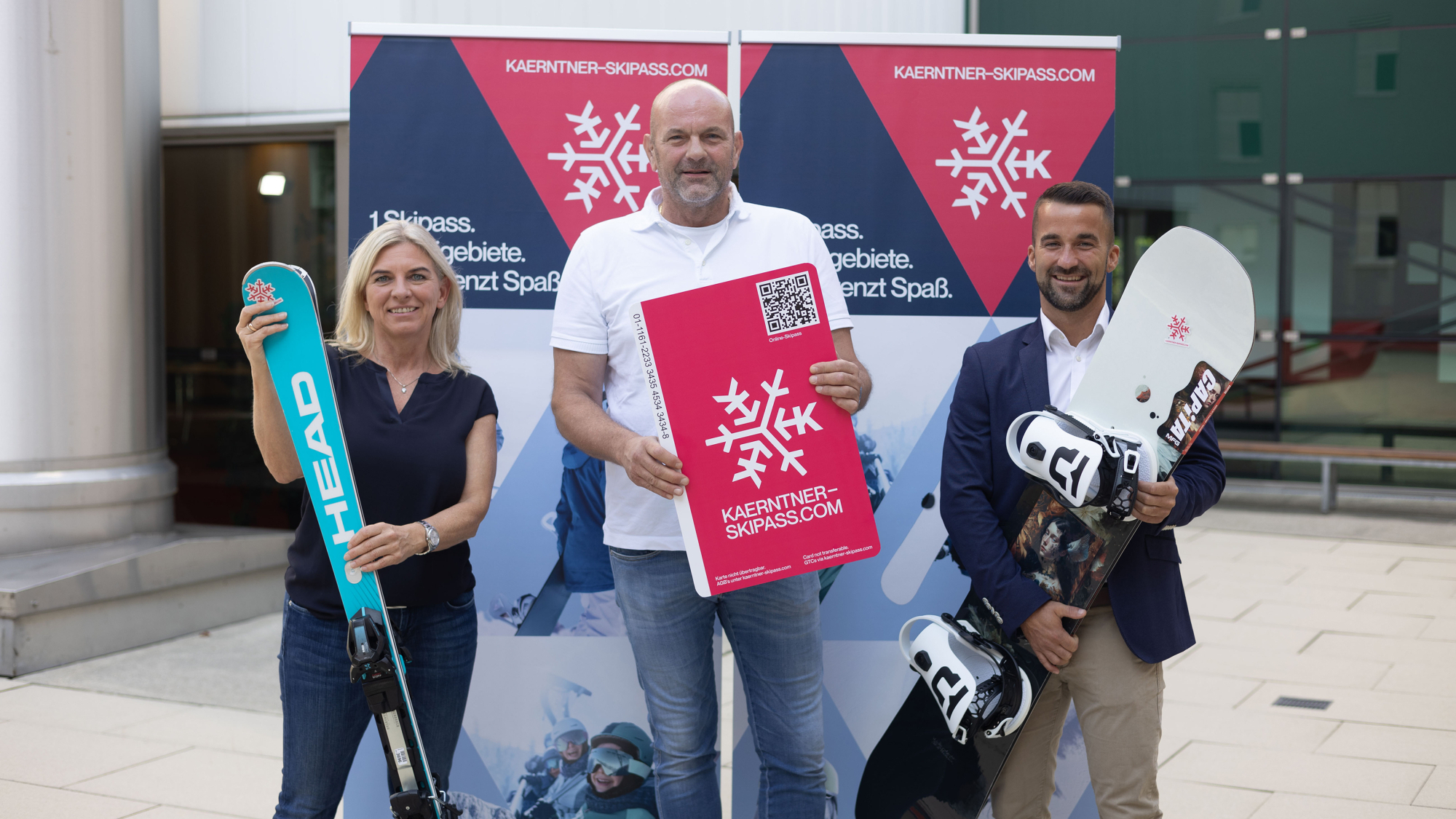 Pressekonferenz zum neuen Kärntner Skipass: v.l.n.r.: Alexandra Bresztowanszky, Hansjörg Pflauder, Manuel Kapeller-Hopfgartner