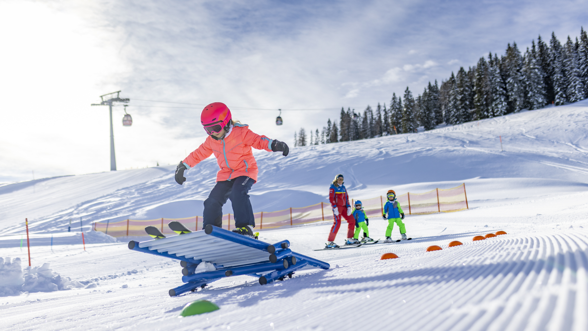 Kinderland mit Skiwippe