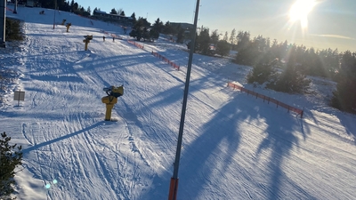 Artikelbild: Wintersport im Februar im Skigebiet Willingen