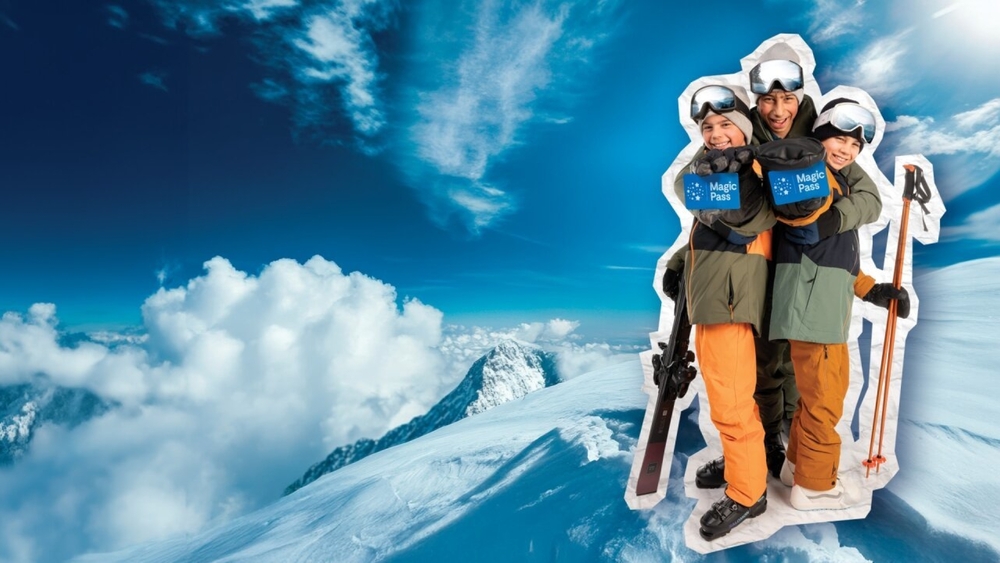 Der Magic Pass gilt in fast 100 Destinationen und ermöglicht Zugangn zu mehr als 2.000 Pistenkilometer