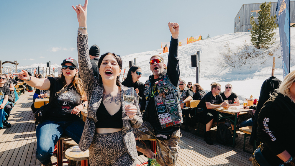 Metalfans auf der Kasermandel-Alm