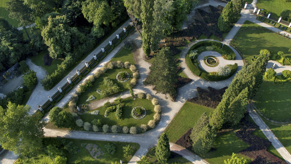 Planetengarten im Schloss Eggenberg