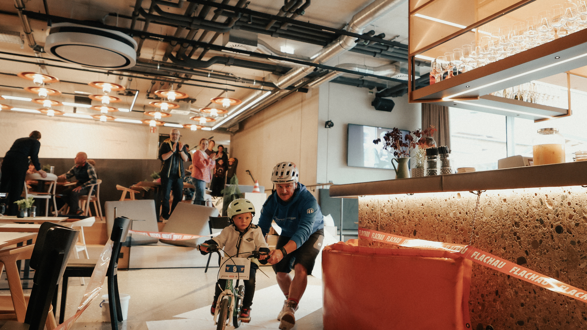 Kids Bike Parkour im Dips&Drops zum Grand Opening