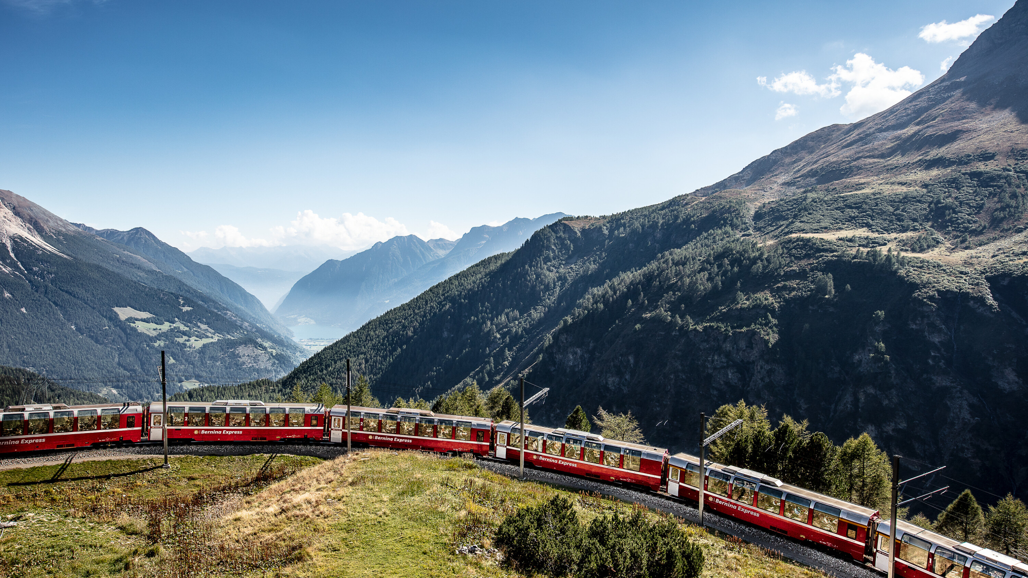 Bernina Express in Alp Grüm