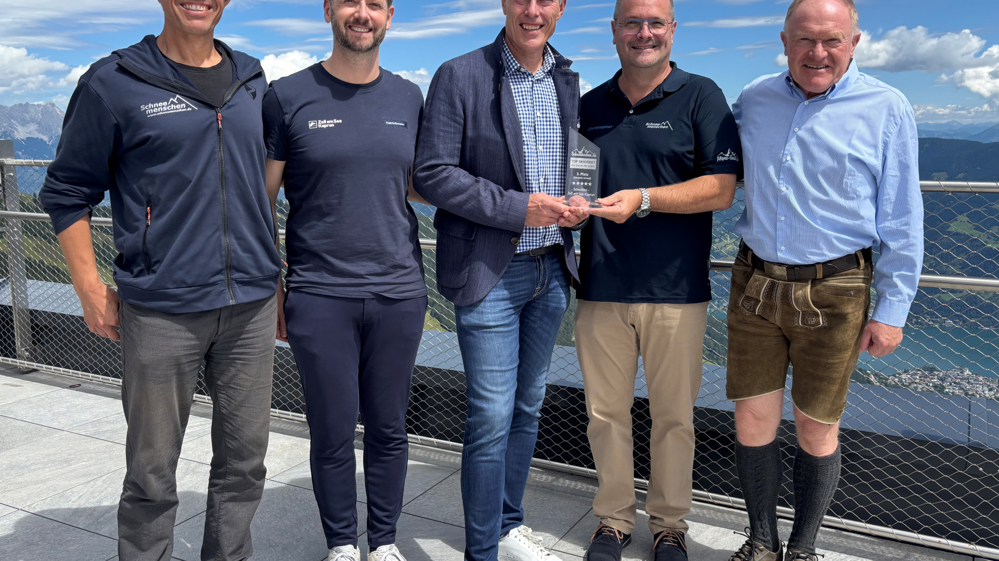 Von links: Ralf Töpling (Schneemenschen GmbH), Michael Amon (Head of Marketing | Zell am See-Kaprun Tourismus GmbH), Ing. Hannes Mayer (Prokurist; Leitung Technik | Schmittenhöhebahn AG), Christopher Lahm-Wolter (Schneemenschen GmbH), Dr. Erich Egger (Vorstand Schmittenhöhebahn AG)