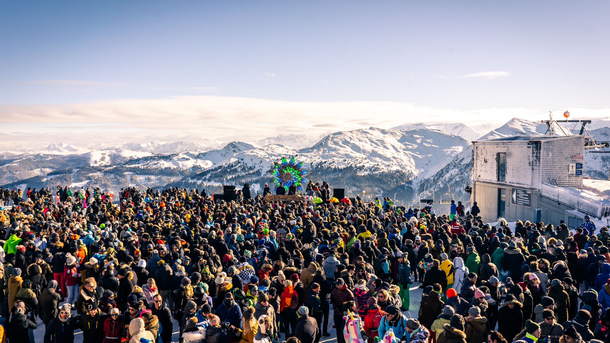 Saisonauftakt beim Rave on Snow in Saalbach-Hinterglemm