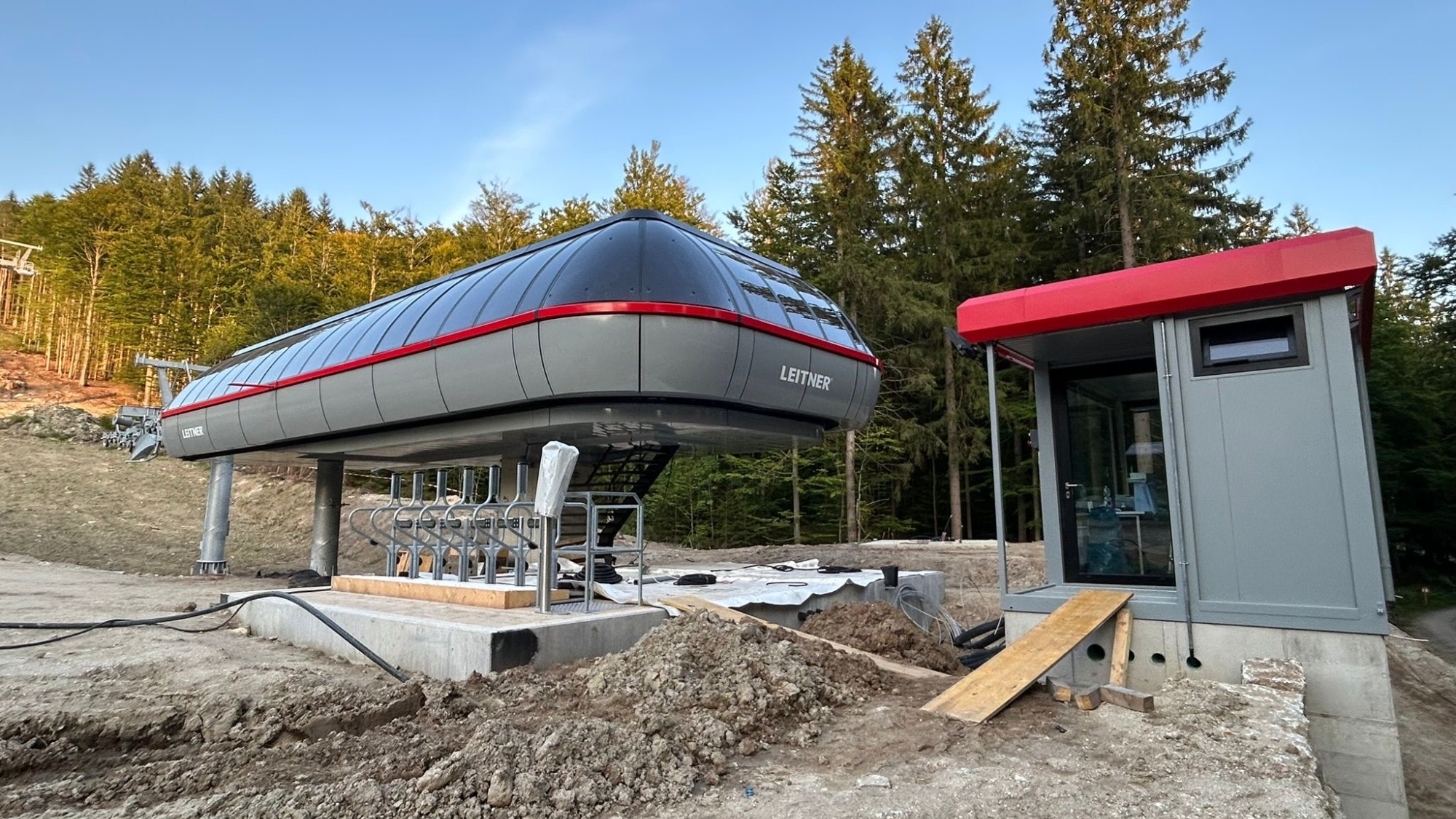 Die neue Talstation steht bereits