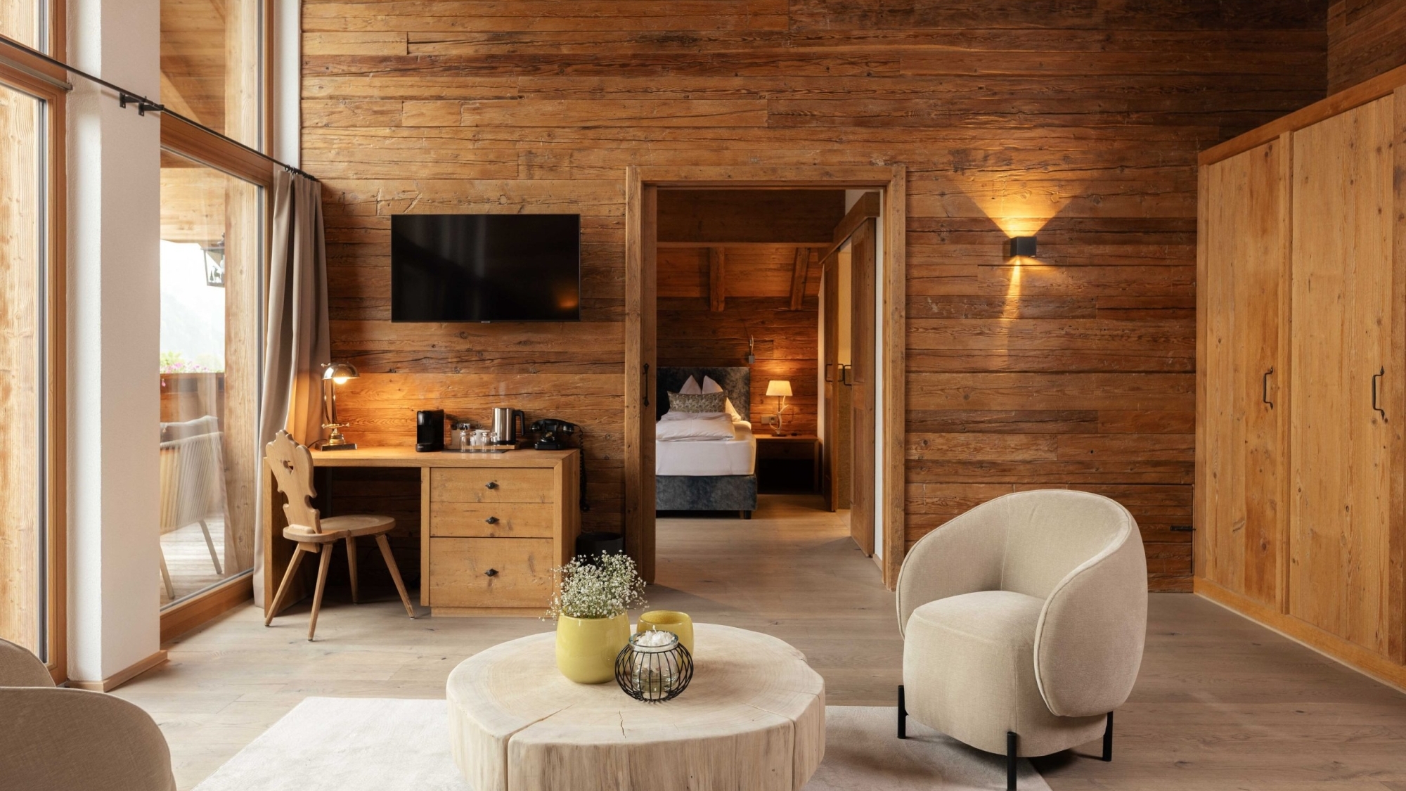 Im Hotel Quellenhof Leutasch lädt die neue Grand Panoramasuite #640 zu einem luxuriösen Aufenthalt