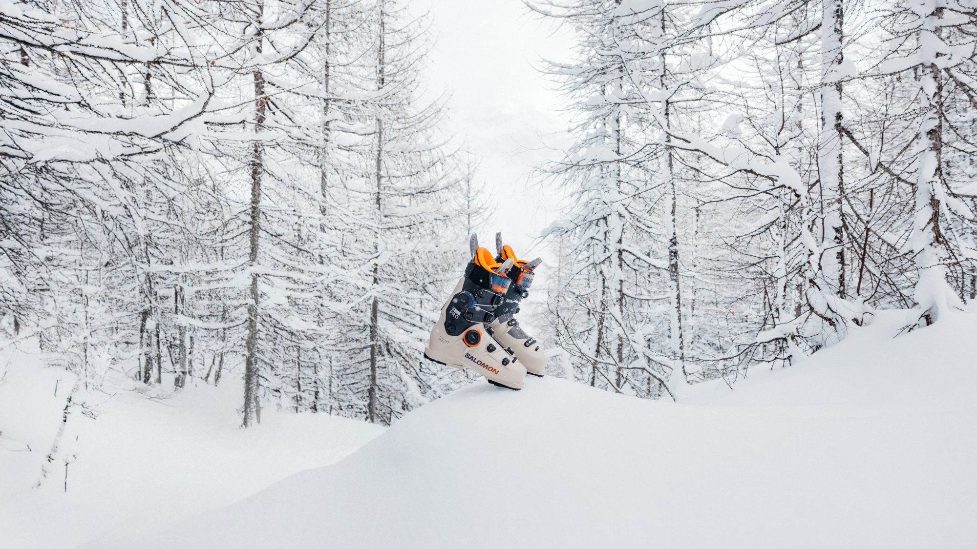 Imagebilder von Salomon zur neuen Ski-Kollektion 2025/26