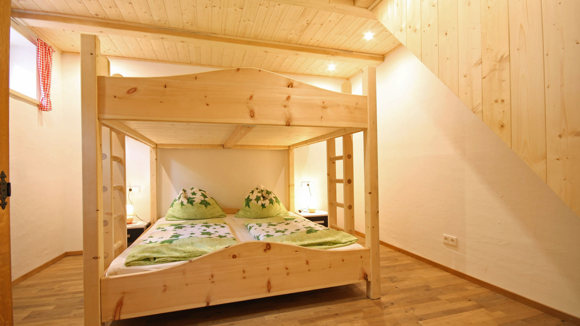 Innenansicht Almliesl RAUR-521