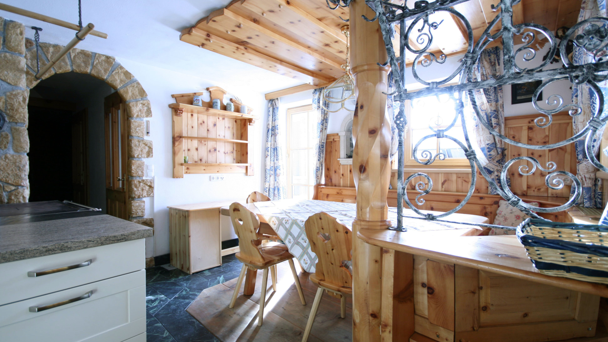 Innenansicht Almliesl RAUR-521