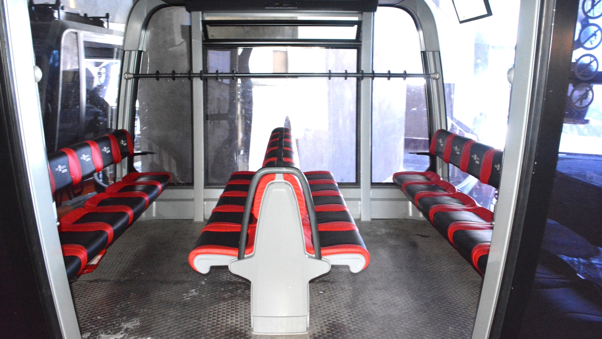 Die hochmoderne Kabinenbahn „Jandri“ überwindet 1600 Höhenmeter In nur 17 Minuten