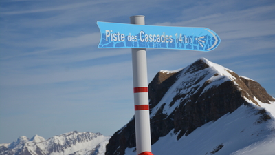 Artikelbild: „Les Cascades“ – die längste blaue Piste der Alpen im französischen Flaine